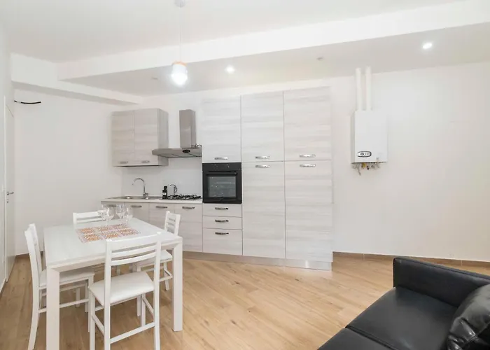 Guesthost - Roomy & Modern Flat Piazza Statuto Apartamento Turín