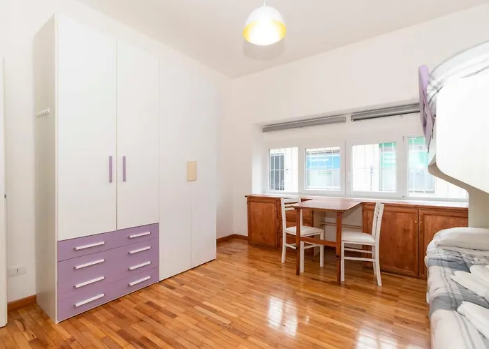 Guesthost - Roomy & Modern Flat Piazza Statuto Apartmán