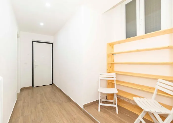 Guesthost - Roomy & Modern Flat Piazza Statuto アパート *