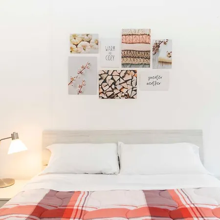 Guesthost - Roomy&modern Flat Piazza Statuto * Turin